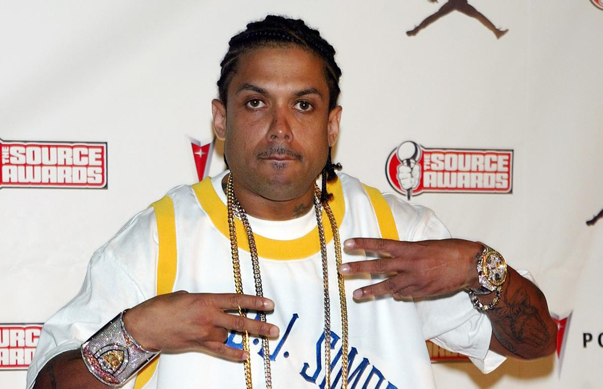Contents1 Who’s Benzino?2 Benzino: Birth Facts, Family, and Childhood3 Benz...